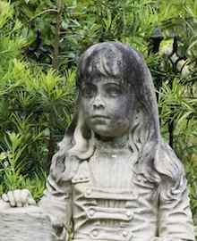 The Gracie statue in Savannah's Bonaventure Cemetery.